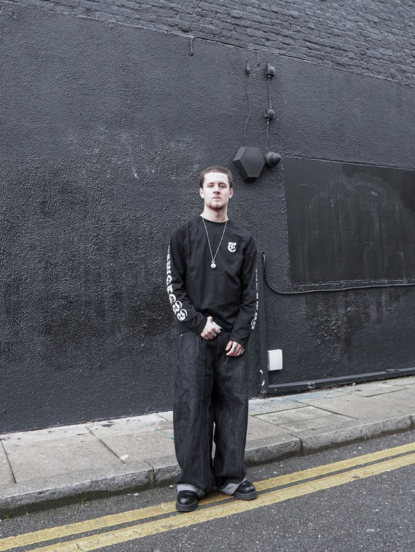 Black Longsleeve – TIM3L3SS (image 2)